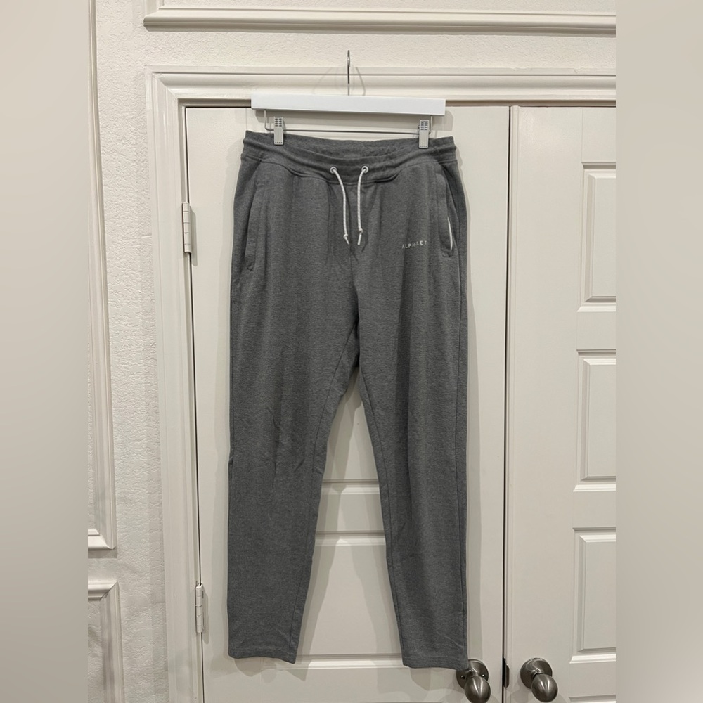 Alphalete Joggers